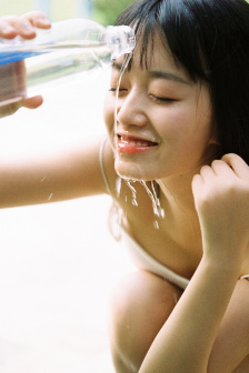 年轻的嫂子